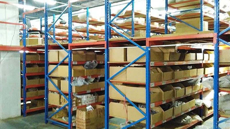 上海新能源商用车配件：揭秘新能源商用车配件的选择与标准